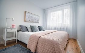 New Luxury 3Br Apartment In Old Town, Free Parking