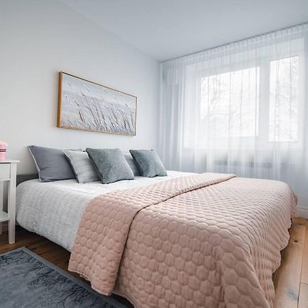 New Luxury 3Br Apartment In Old Town, Free Parking Haapsalu Exterior foto