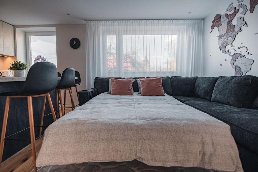 New Luxury 3Br Apartment In Old Town, Free Parking Haapsalu Exterior foto