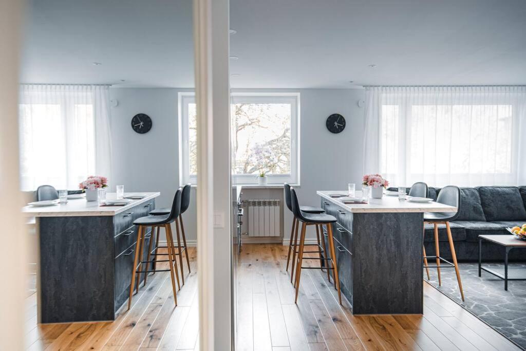 New Luxury 3Br Apartment In Old Town, Free Parking Haapsalu Exterior foto